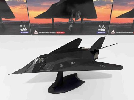 1 72  Lockheed F-117 Nighthawk Stealth Attack Aircraft Airplane Model Supply